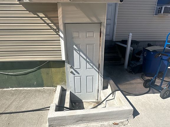 5th image of 732 E 224th St #B