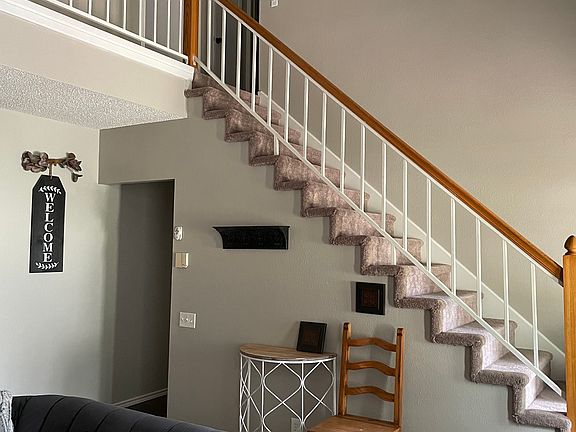 5th image of 318 Sunrose Ln