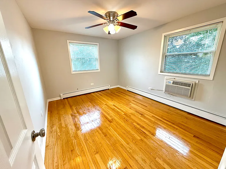 7202 Adams St — Photo 9