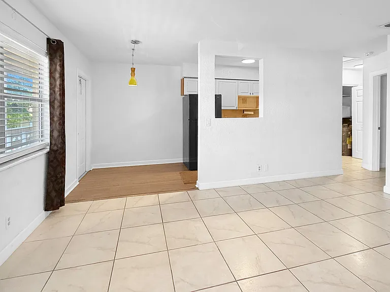 2607 NE 8th Ave #29 — Photo 7