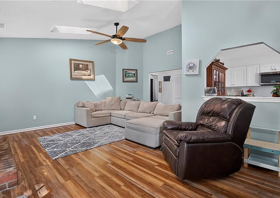 1st image of 997 Culver Ln