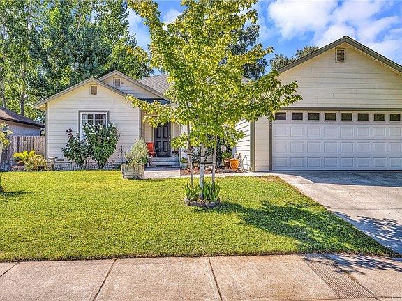 2nd image of 1025 Penelope Ct