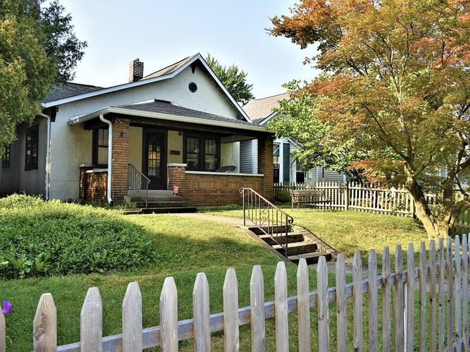 1st image of 1435 Woodlawn Ave