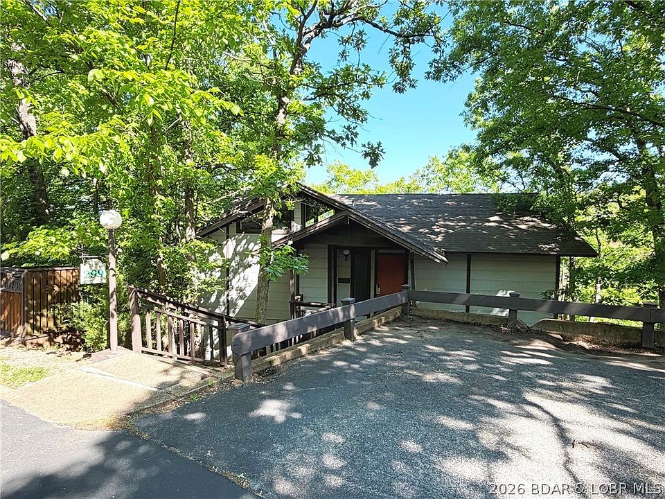 1st image of 299 Moongate Dr