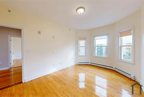 7 Estella St #3 — Photo 10