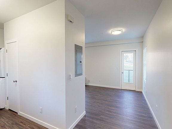 4th image of 1298 Meade St APT 206
