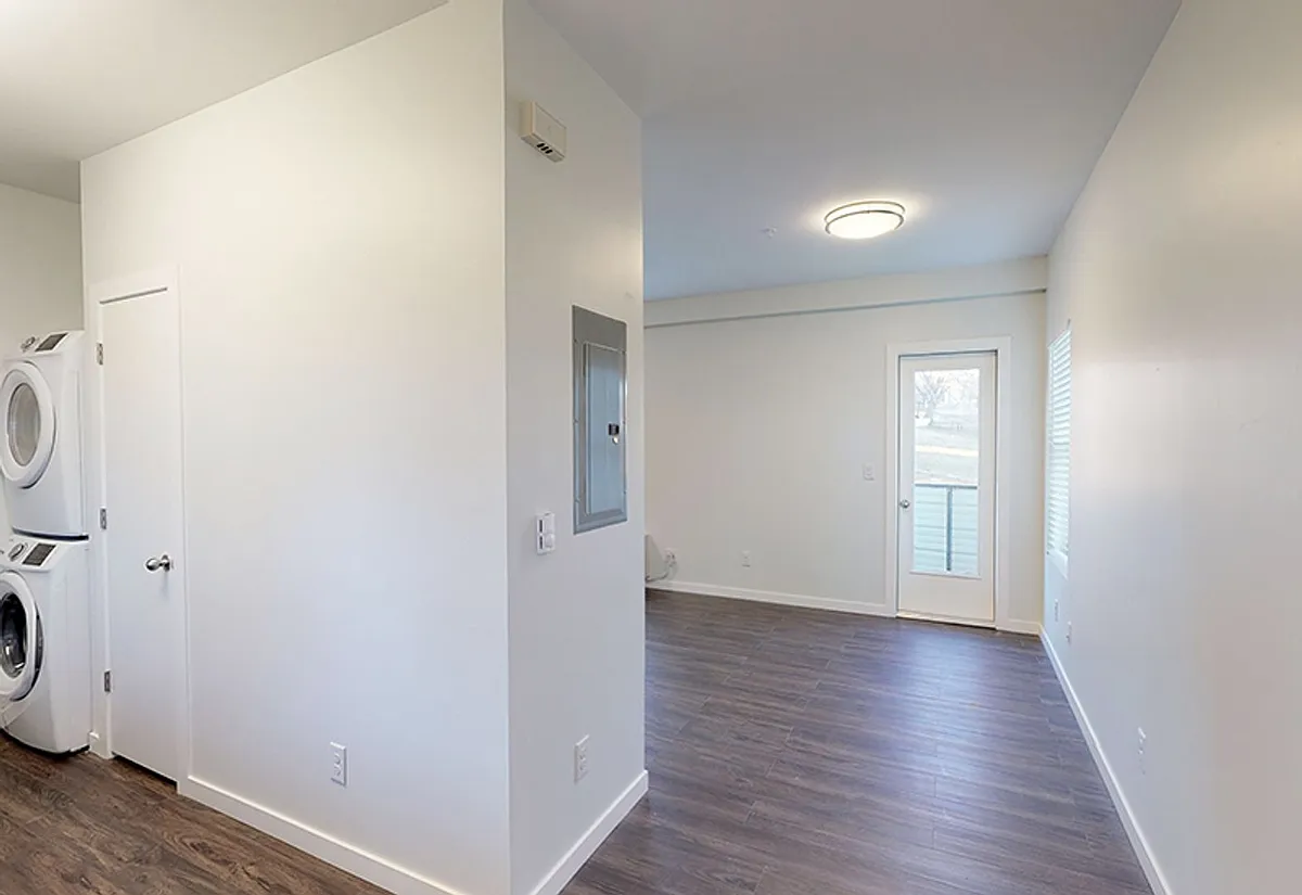 Building Photo - 1298 Meade St
