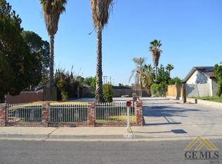 2809 Carl Ln, Bakersfield, CA