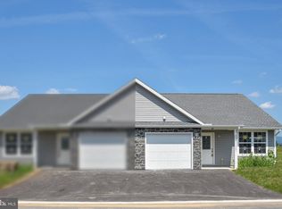 81 Pacific Ave, Milroy, PA