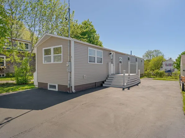 31 Spruce Street, Rockland, ME 04841