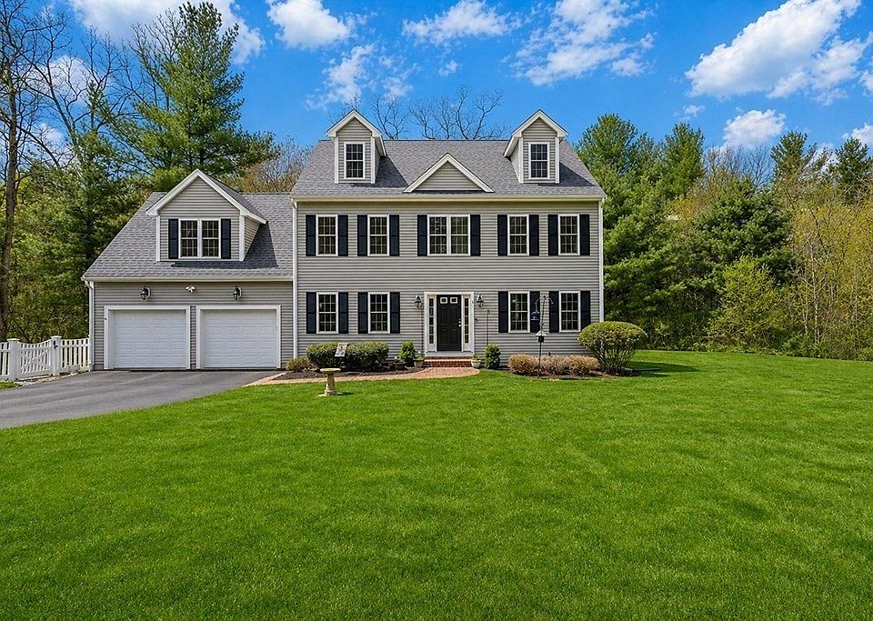 1st image of 9 Willow Pl