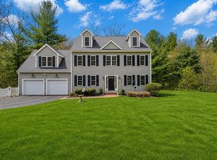 9 Willow Pl, Norfolk, MA 02056