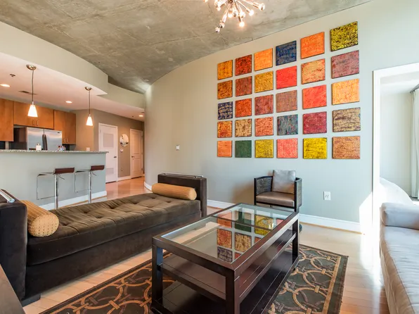 950 W Peachtree St #1011, Atlanta, GA 30309