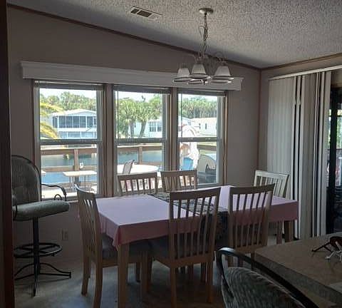 4th image of 607 Waveside Dr