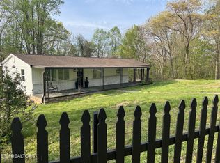 533 Foust Carney Rd, Powell, TN 37849