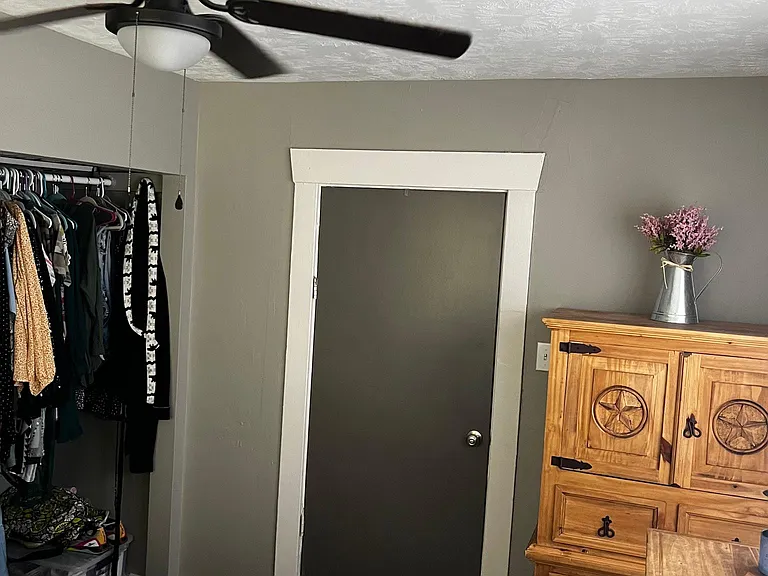 2018 Sledge St — Photo 3
