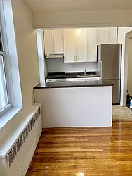 Rented by Roberto Guilbet, LREB