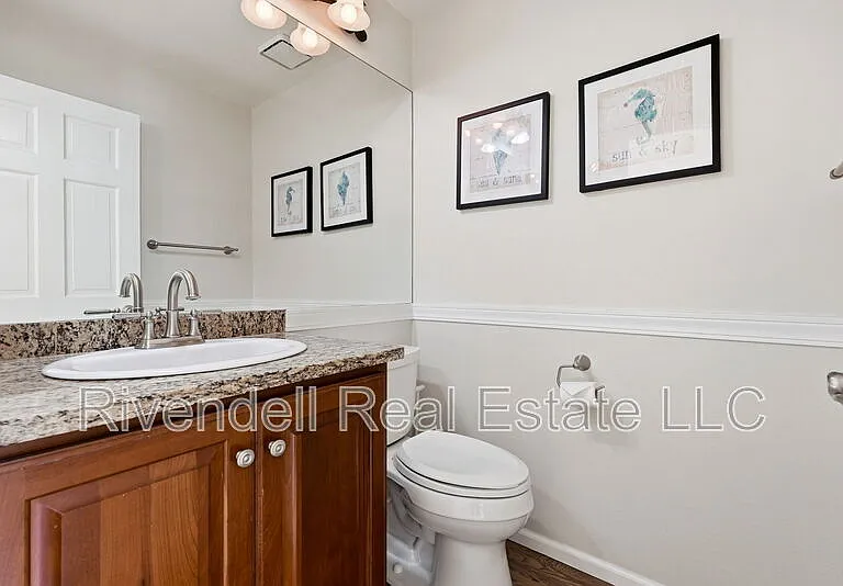 8007 S Datura St — Photo 18