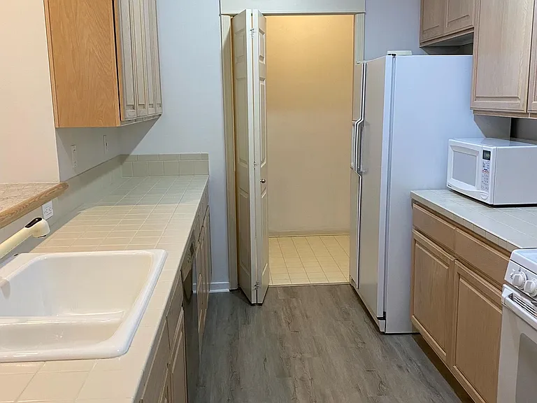 10045 NE 1st St #220 — Photo 12