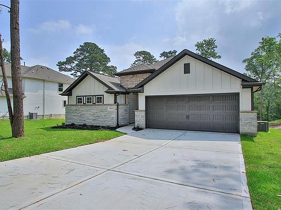 4th image of 12111 Mustang Avenue