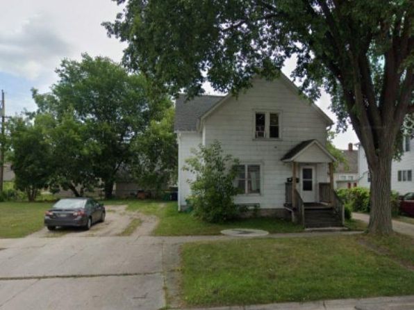 110 N Clay St, Green Bay, WI 54301