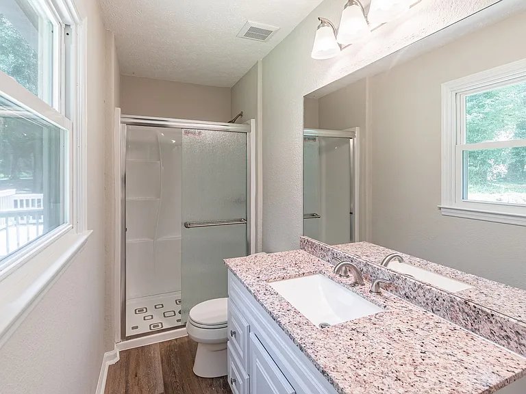 1115 Washington Ave — Photo 21