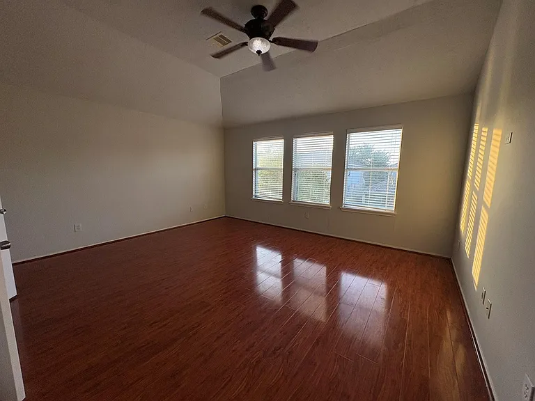 1902 Creegan Park Ct — Photo 19
