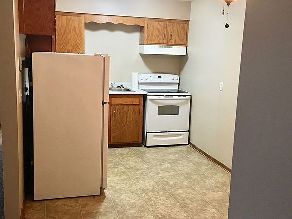5th image of 18594 Gary St NW #36