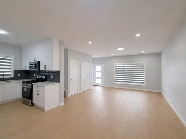 Family Rentals on 29 St SW Alces Edmonton