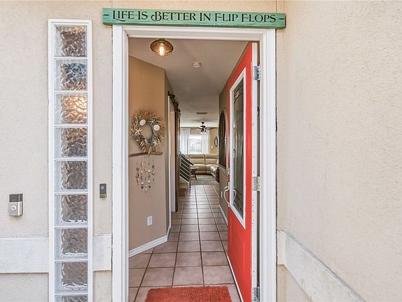 4th image of 15314 Bonasse Ct APT A