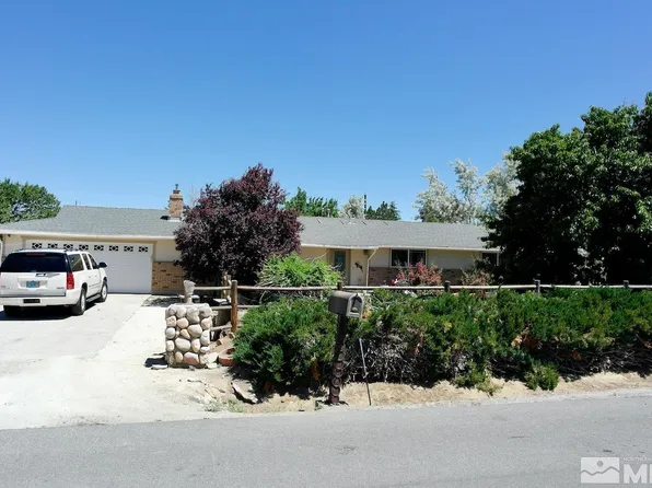 304 Flicker Cir, Washoe Valley, NV 89704