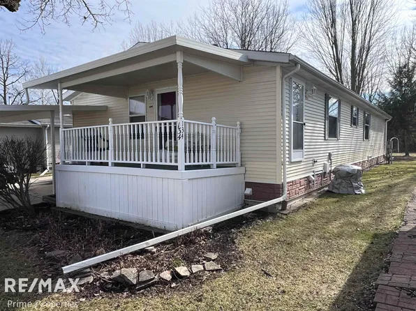 134 Apollo Ave, Flushing, MI 48433