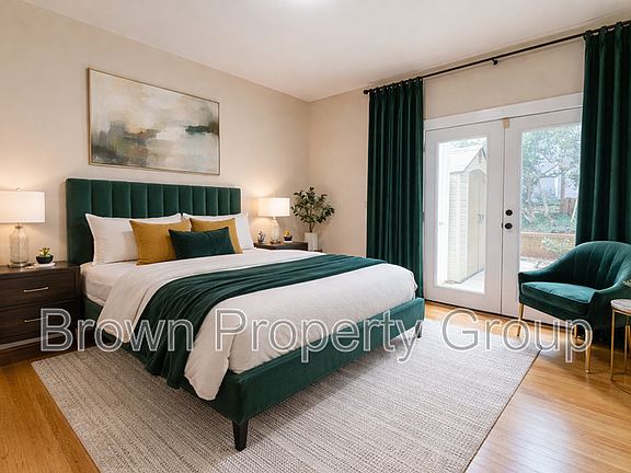 4th image of 741 Victorian Pl