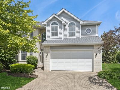 860 Turnberry Ln, Willowbrook, IL, 60527