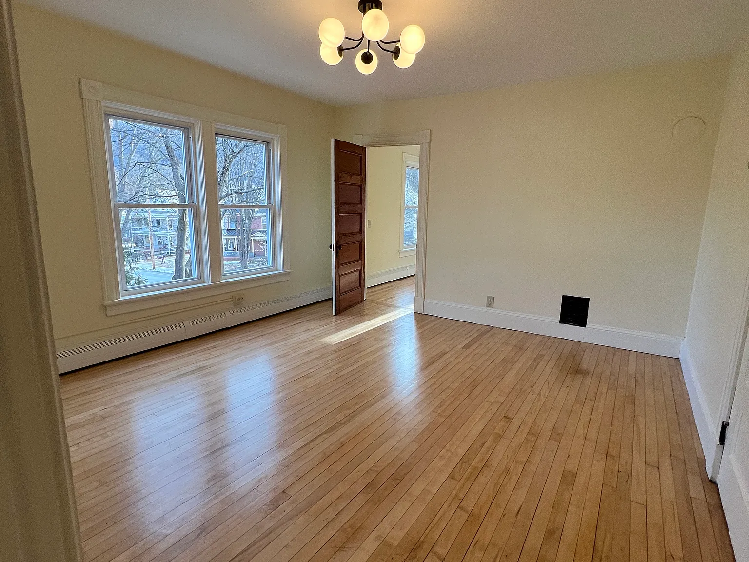 1 bed, 700 sqft, $1,650 — Photo 2