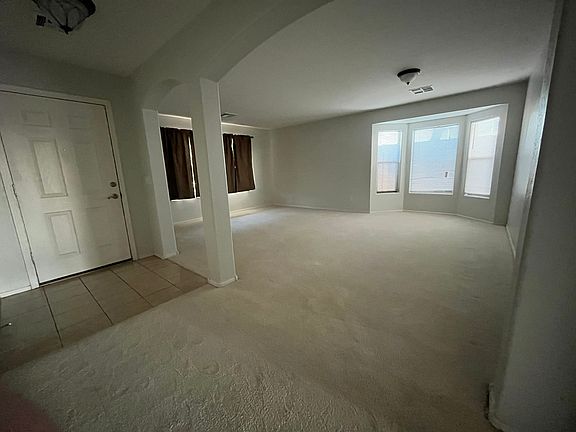 4th image of 41247 N Rose Ln