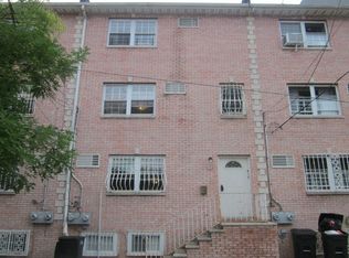 522 Maple St, Brooklyn, NY 11225