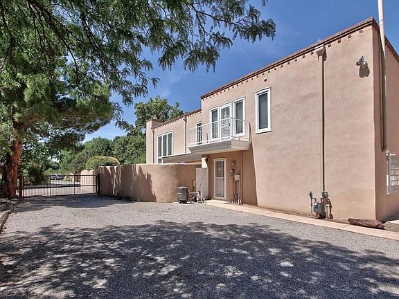 4th image of 6509 Calle Candela NW