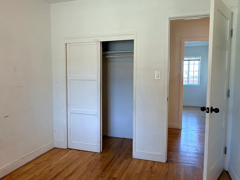 7967 Golden Ave — Photo 8
