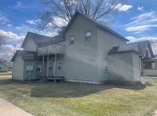 702 13th Ave E, Menomonie, WI 54751