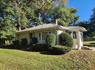 53 Holden St, Springfield, MA 01119