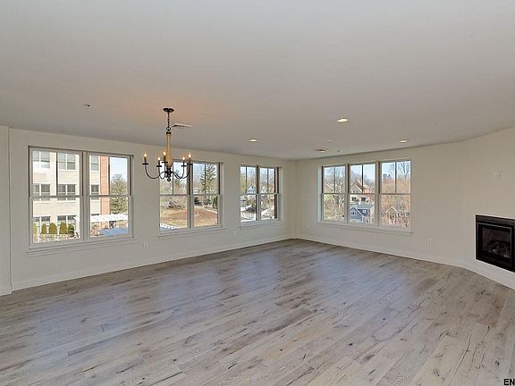 4th image of 38 High Rock Ave Suite 5F