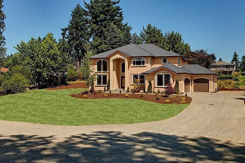 1st image of 4015 108th Ave E