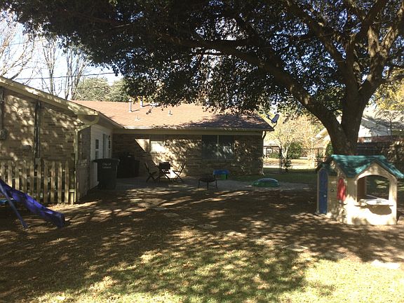 3rd image of 102 Plantation Dr