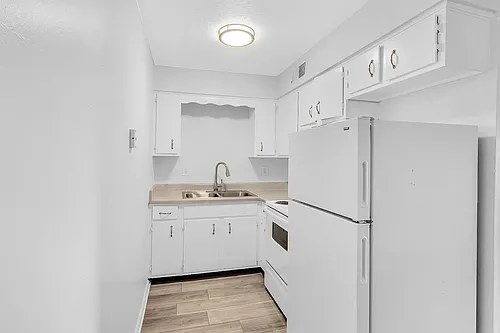 Yorktown Apartments Photo 1