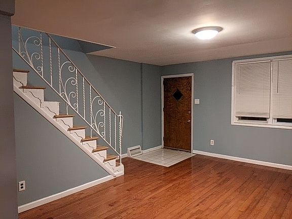 3rd image of 6031 Agusta St