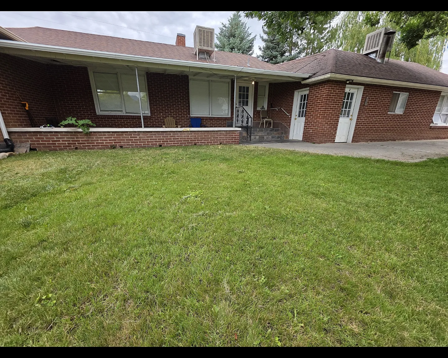 2 bed, 1100 sqft, $1,250 — Photo 2