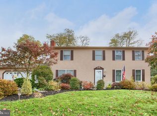 141 Fineview Rd, Camp Hill, PA 17011