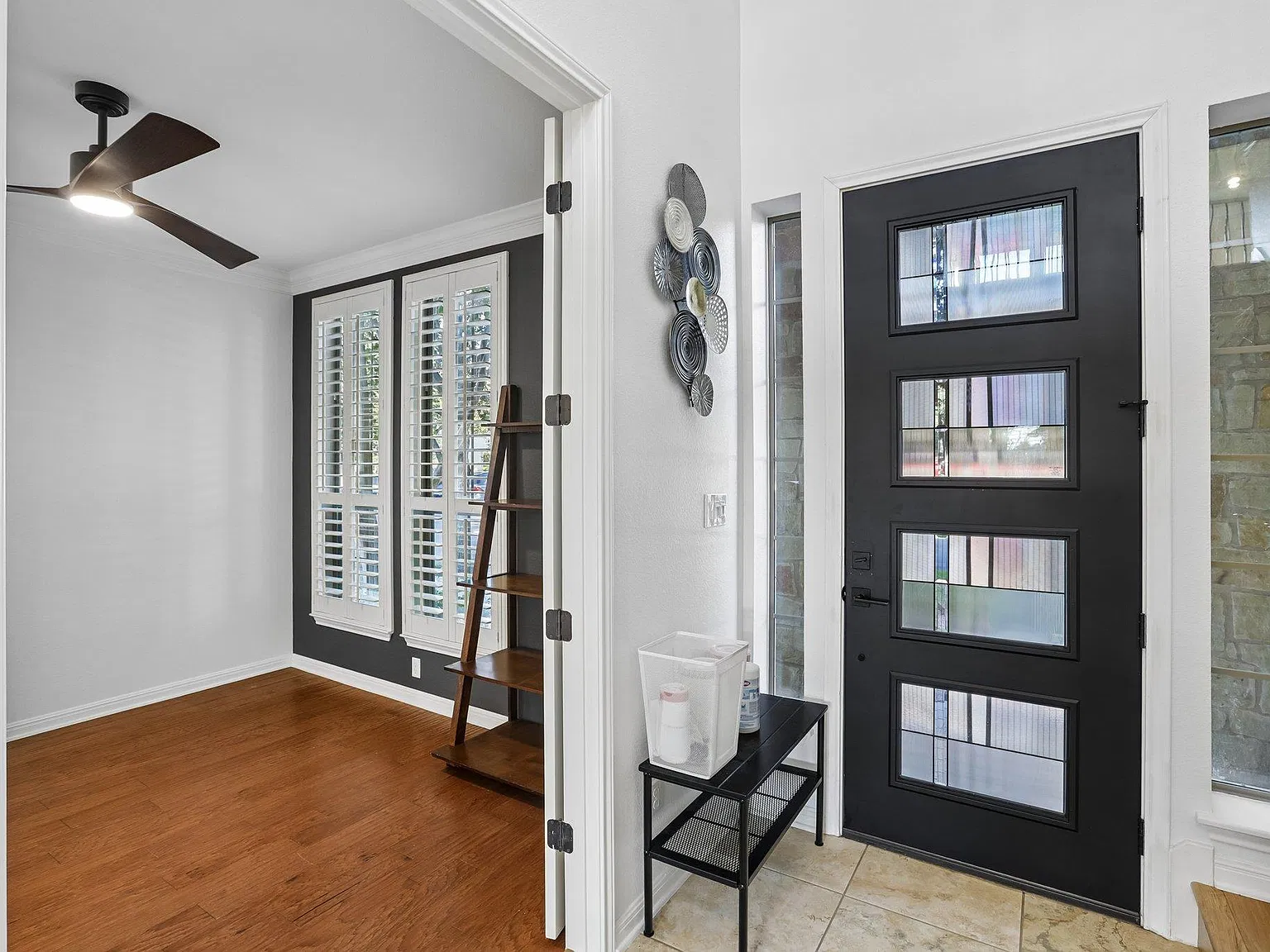 4 bed, 3.5 bath, 2733 sqft, $3,250 — Photo 3