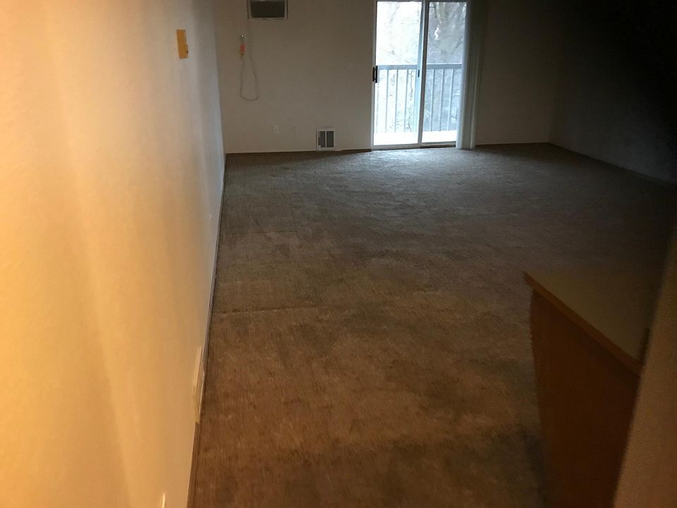 Building Photo 4